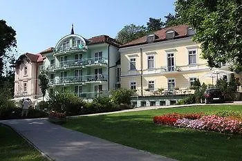 Hotel Spa Heviz 4*